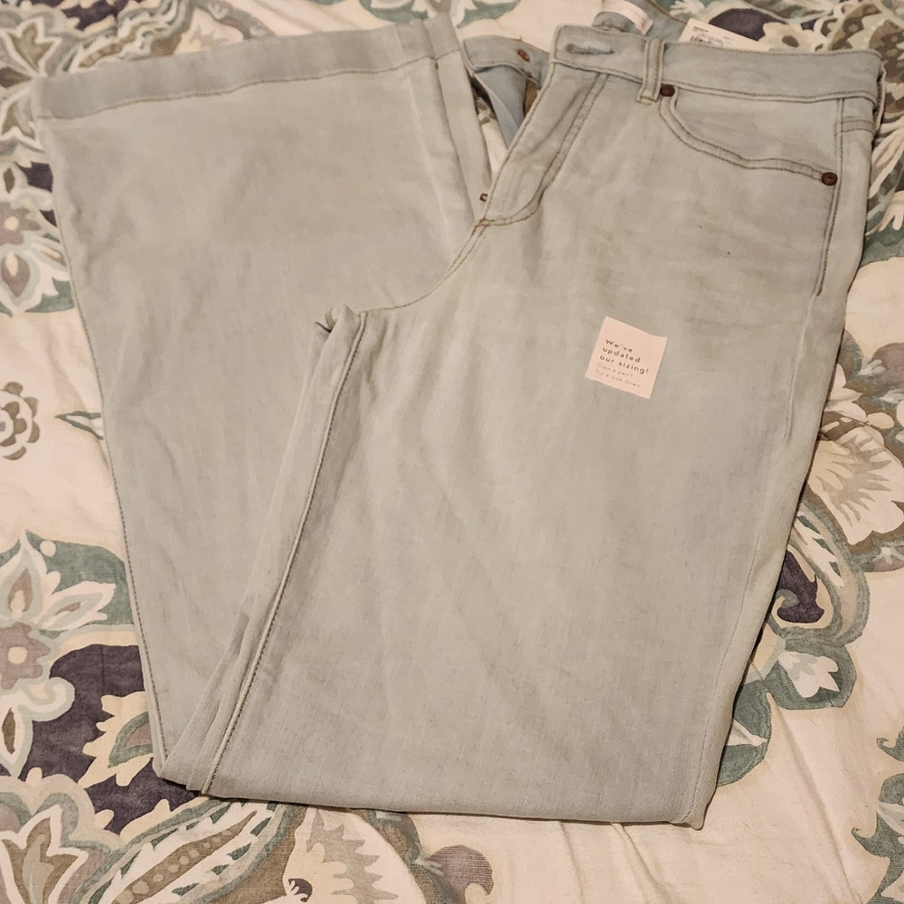 LC Lauren Conrad Gray Flare Jeans Relaxed Fit